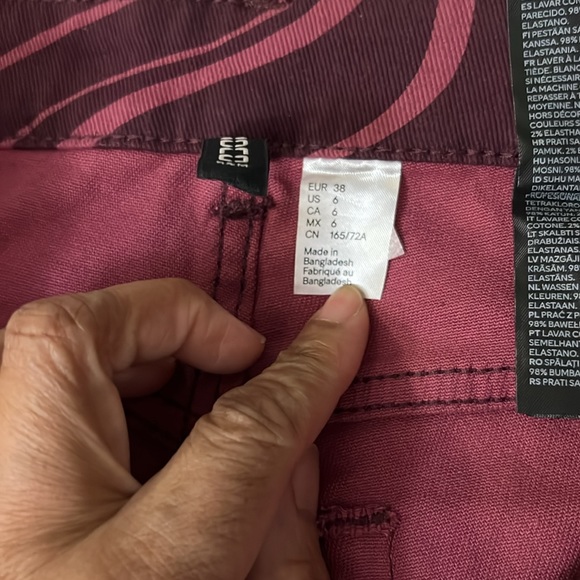 NWT H&M Divided Zebra Wide Leg Jeans SZ 6 - Picture 8 of 10